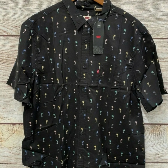 Levi's Mens Black Palm Tree Standard Fit Woven Button Up Dress Tee Shirt Sz - Picture 4 of 5